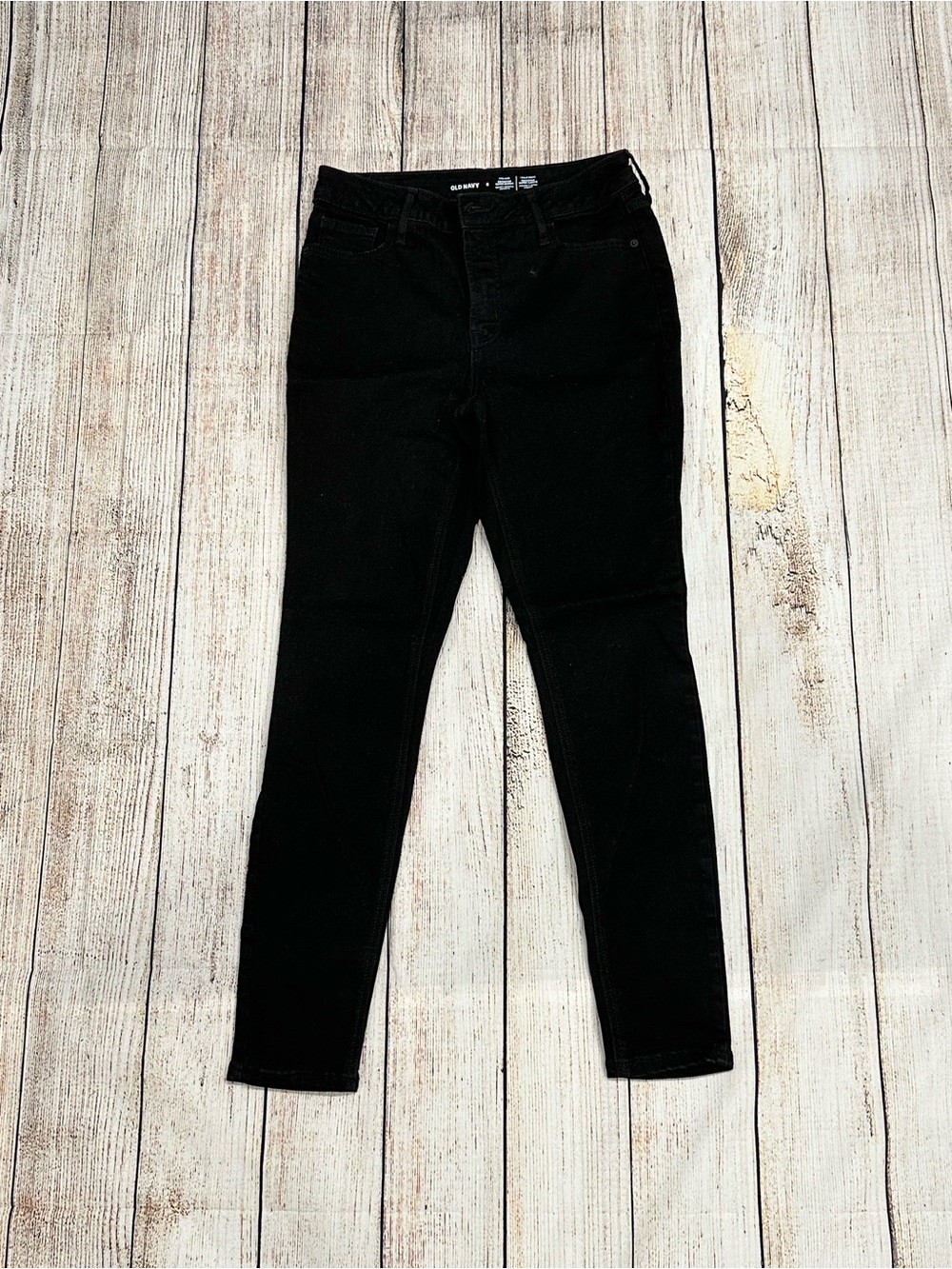 NWOT Old Navy Black High Rise Skinny Jeans in Size 6